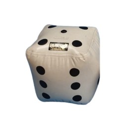 Giant dice